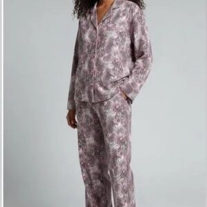 SKIMS 3-piece Bloom multi print pjs with tank top